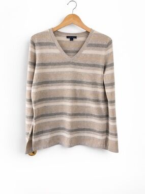 Tommy Hilfiger multicolor sweater size M